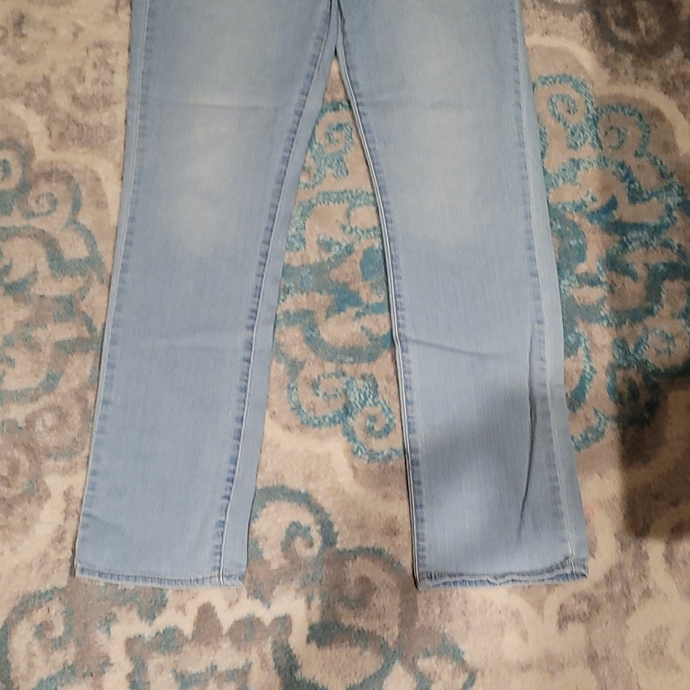 Jeans - Picture 2 of 3